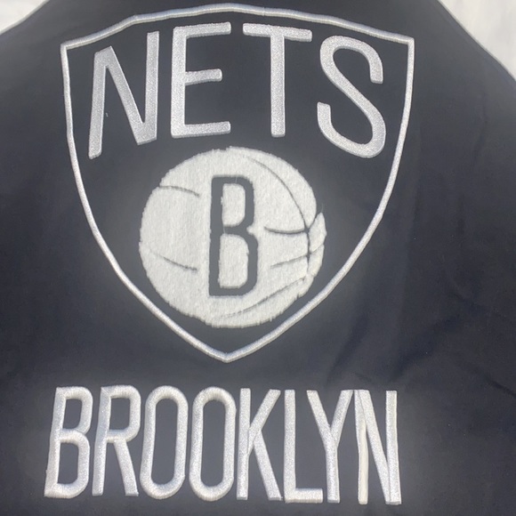 Men’s adidas/nba Brooklyn nets sweatshirt - Picture 4 of 4
